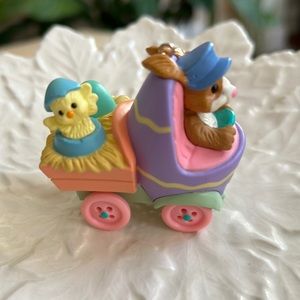 Hallmark Keepsake Easter 🐣 Ornament “Here Comes Easter” #3 1996 Bunny Truck